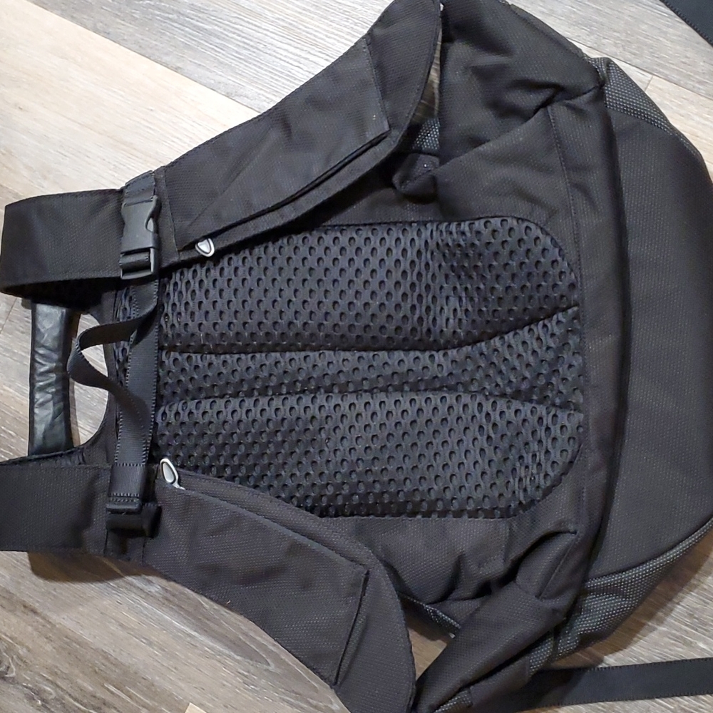Tumi Backpack - image 5